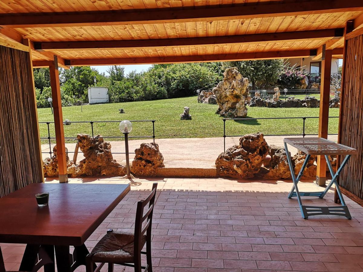 סנטה מריה לה פלמה Tenute Delogu Wine Resort (Adults Only) מראה חיצוני תמונה