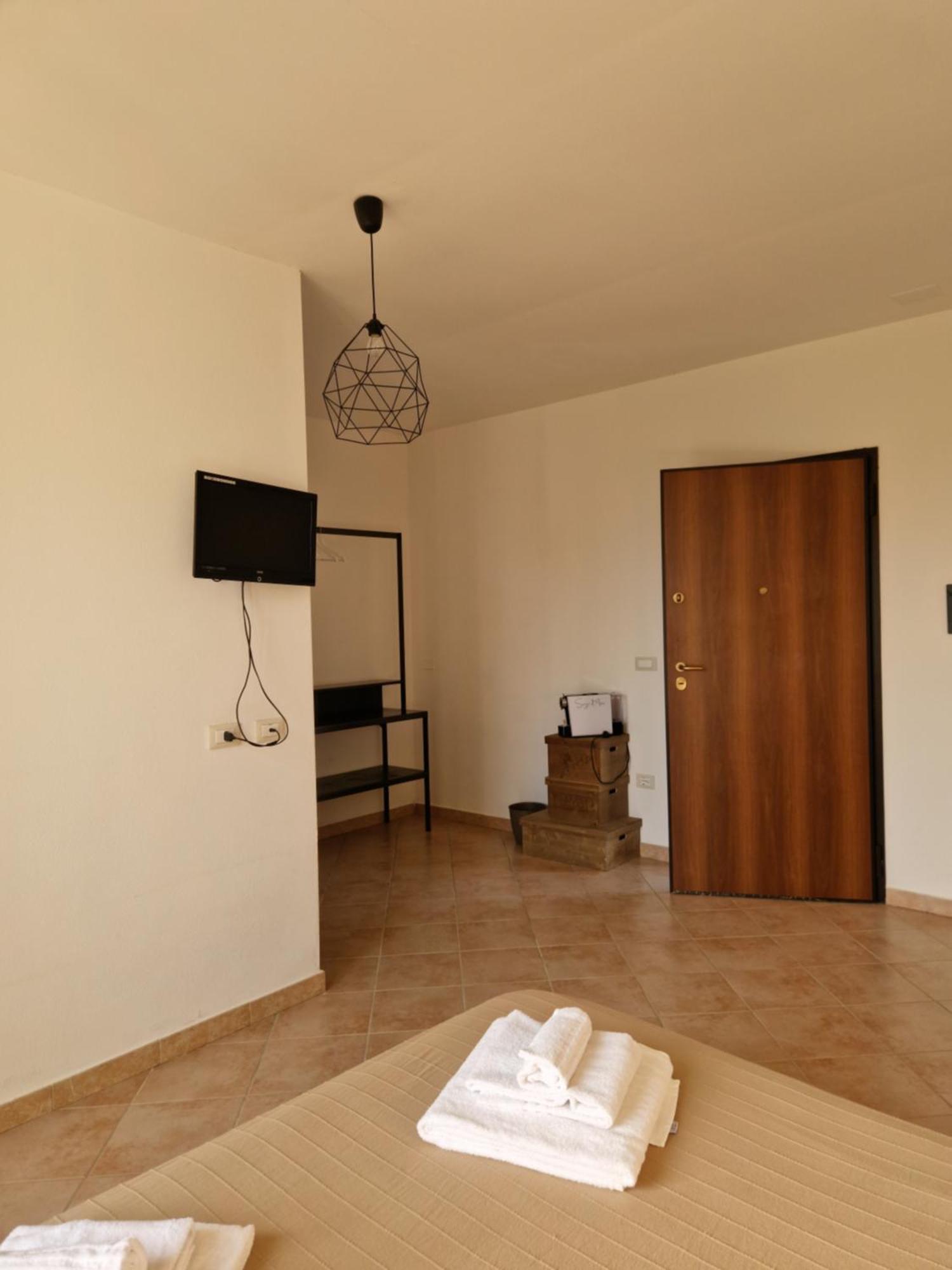 סנטה מריה לה פלמה Tenute Delogu Wine Resort (Adults Only) מראה חיצוני תמונה