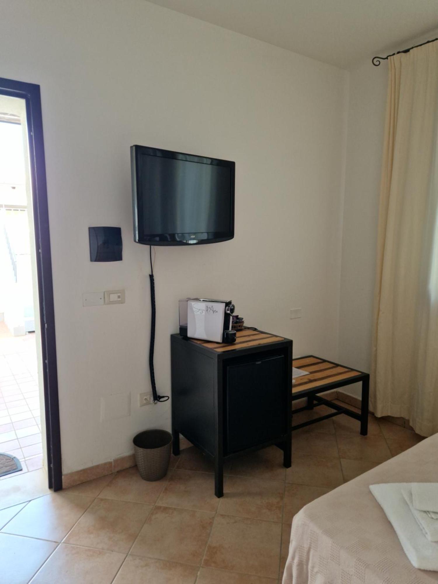 סנטה מריה לה פלמה Tenute Delogu Wine Resort (Adults Only) מראה חיצוני תמונה