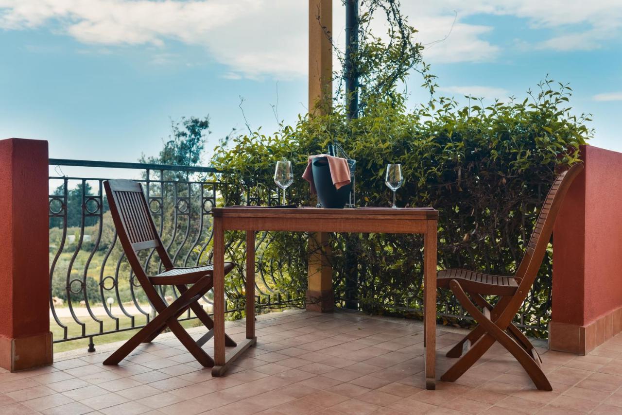 סנטה מריה לה פלמה Tenute Delogu Wine Resort (Adults Only) מראה חיצוני תמונה